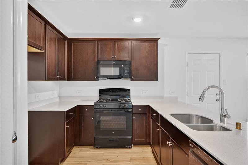 2502 Coronado Way, Crandall TX 75114 - Photo 9