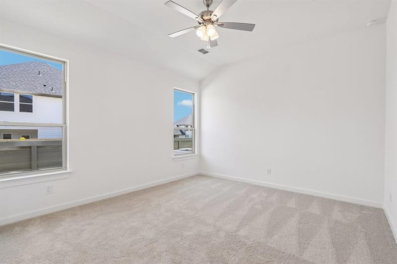 8721 Lacey Oak Drive, Justin TX 76247 - Photo 16
