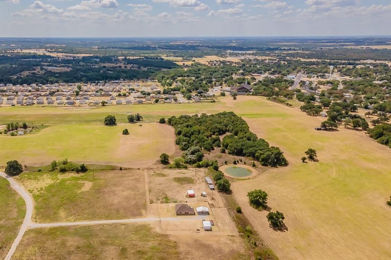 4798 County Road 2690, Alvord TX 76225 - Photo 36