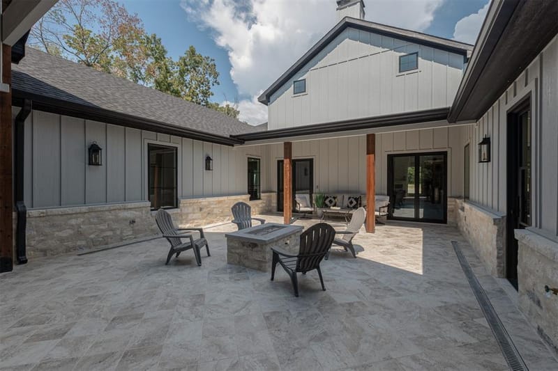 574 Clubhouse Drive, Corsicana TX 75109 - Photo 32
