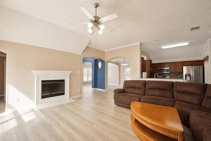 5818 Macgregor Drive, Garland TX 75043 - Photo 6