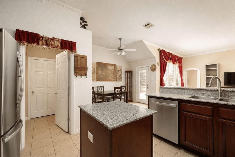 5818 Macgregor Drive, Garland TX 75043 - Photo 13