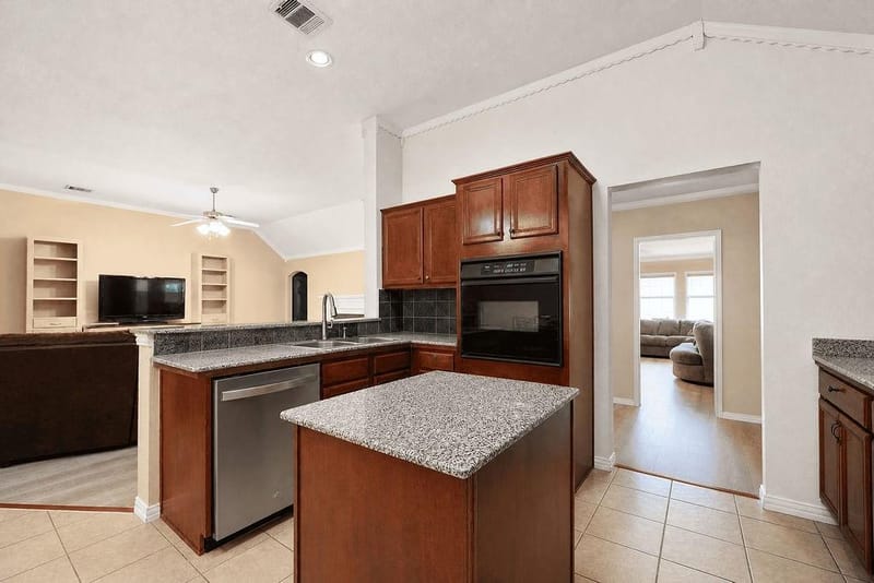 5818 Macgregor Drive, Garland TX 75043 - Photo 12