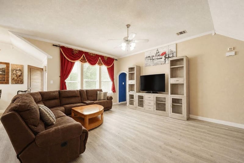 5818 Macgregor Drive, Garland TX 75043 - Photo 5