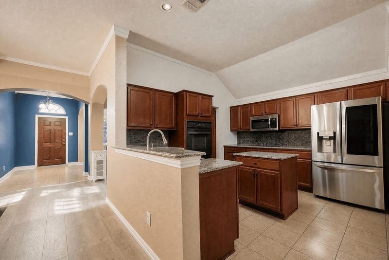 5818 Macgregor Drive, Garland TX 75043 - Photo 11