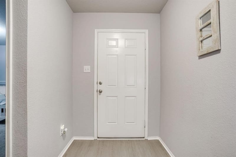 3033 Whitetail Chase Drive, Fort Worth TX 76108 - Photo 6