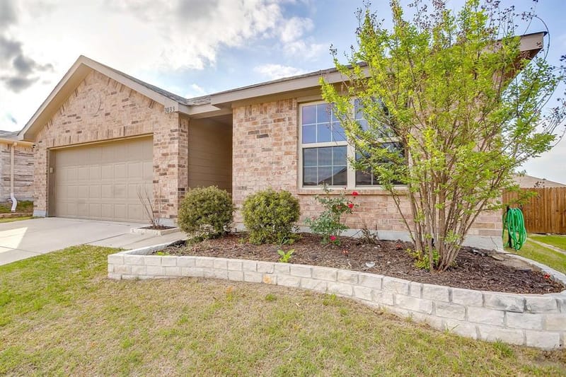 3033 Whitetail Chase Drive, Fort Worth TX 76108 - Photo 3