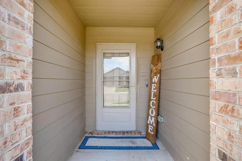 3033 Whitetail Chase Drive, Fort Worth TX 76108 - Photo 4