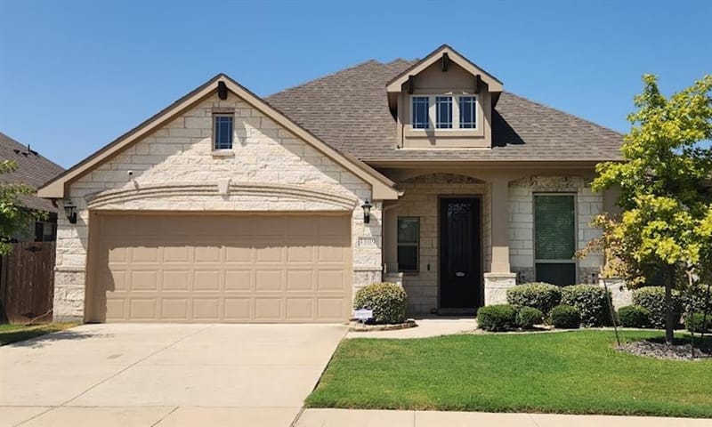 3109 Midnight Moon Drive, Mesquite TX 75181 - Photo 2