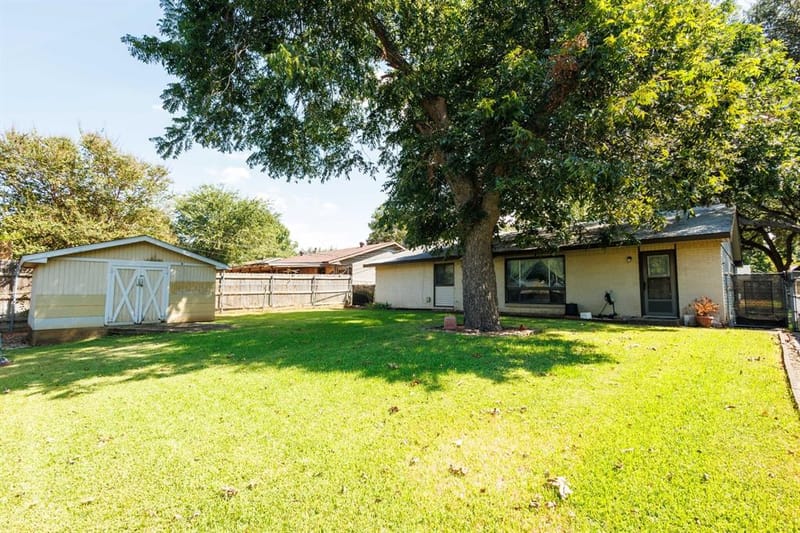 2919 Bergen Lane, Farmers Branch TX 75234 - Photo 17