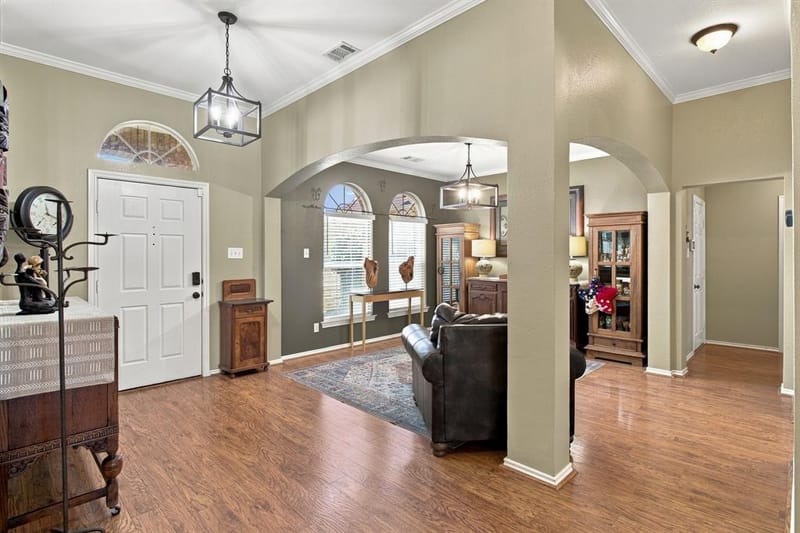 116 Springfield Circle, Red Oak TX 75165 - Photo 6