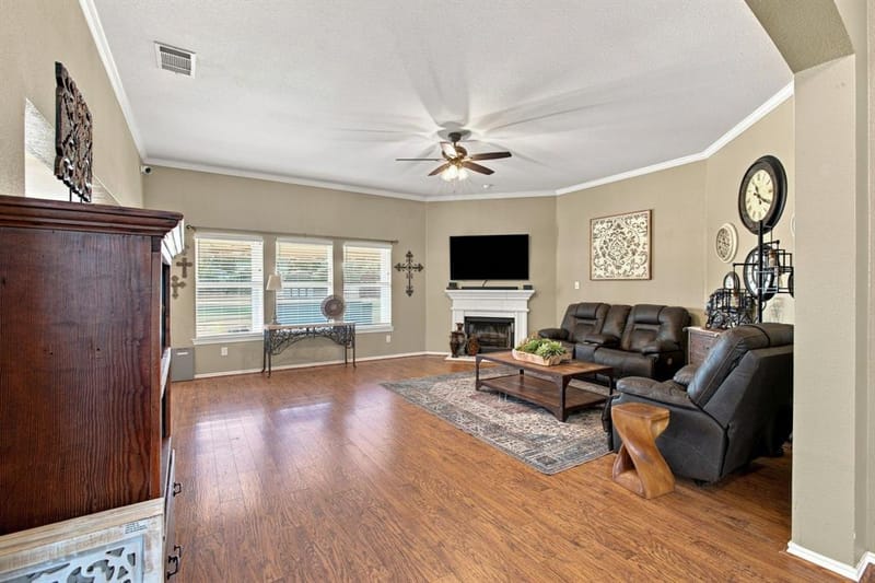 116 Springfield Circle, Red Oak TX 75165 - Photo 8