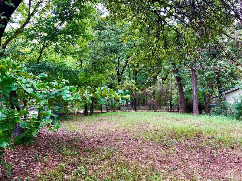 304 Nighthawk Drive, Pottsboro TX 75076 - Photo 11