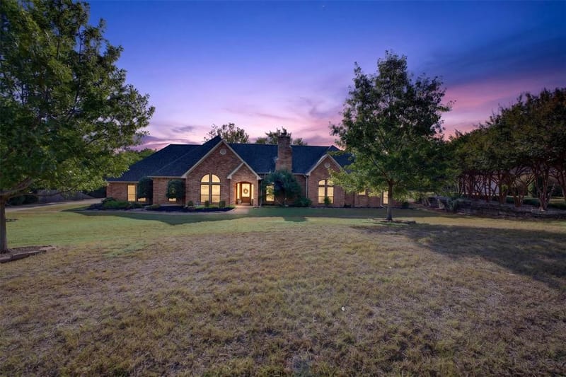 603 Valley View Court, Ovilla TX 75154 - Photo 3