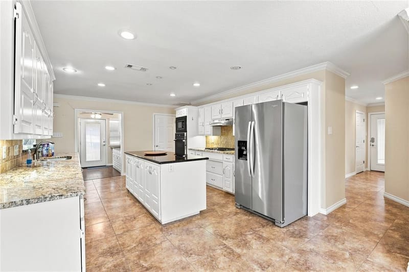 2214 White Lane, Haslet TX 76052 - Photo 7