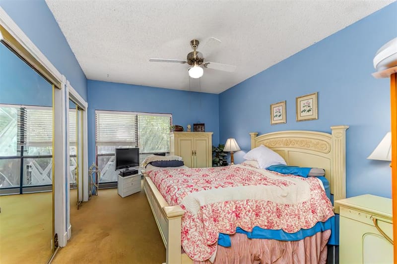 2702 Stratford Court, Euless TX 76039 - Photo 6