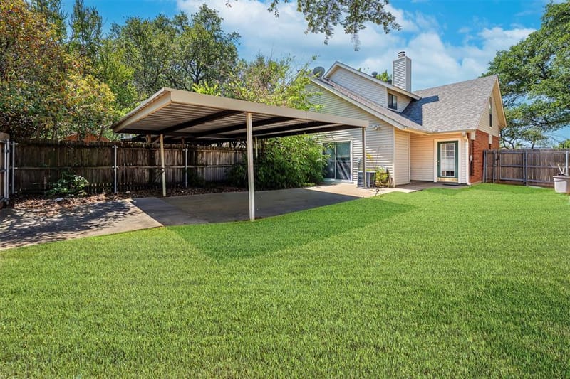 2702 Stratford Court, Euless TX 76039 - Photo 12