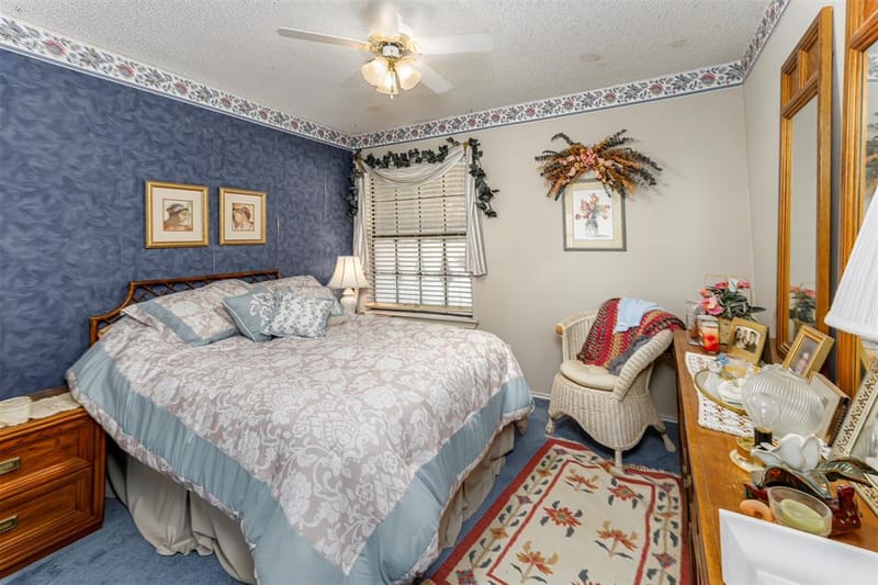 2702 Stratford Court, Euless TX 76039 - Photo 8