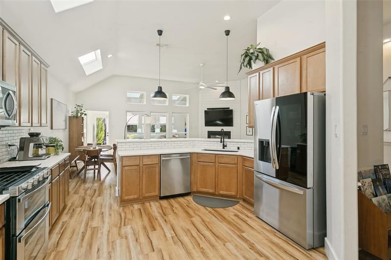 139 Lairds Drive, Coppell TX 75019 - Photo 6