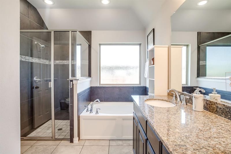 421 Escondido Street, Weatherford TX 76087 - Photo 14