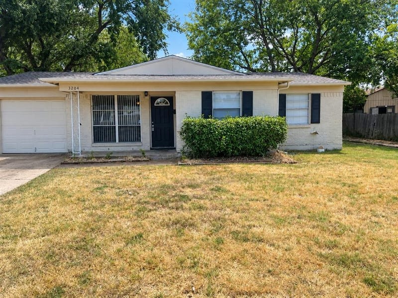 3204 Caribbean Drive, Mesquite TX 75150