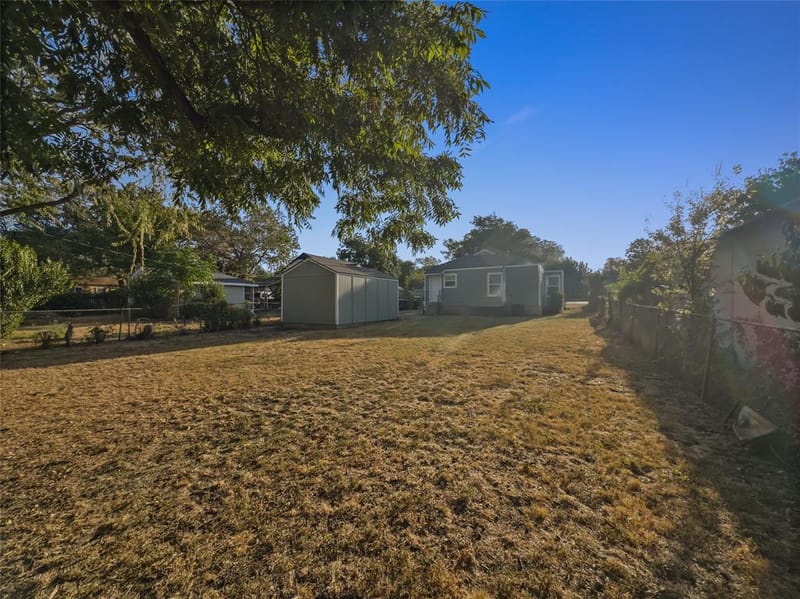 4212 Mccart Avenue, Fort Worth TX 76115 - Photo 17