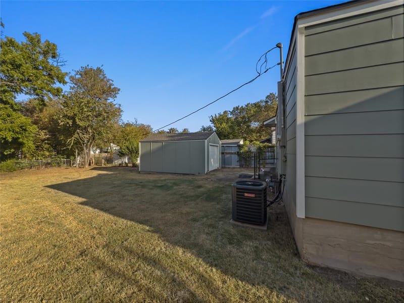 4212 Mccart Avenue, Fort Worth TX 76115 - Photo 18