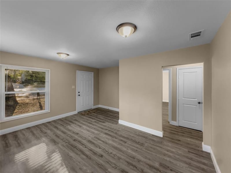 4212 Mccart Avenue, Fort Worth TX 76115 - Photo 4