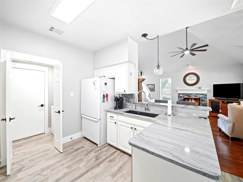 1426 Di Orio Drive, Lewisville TX 75067 - Photo 5
