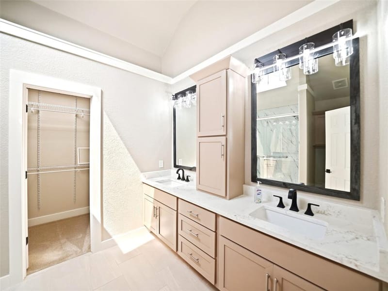 1426 Di Orio Drive, Lewisville TX 75067 - Photo 15