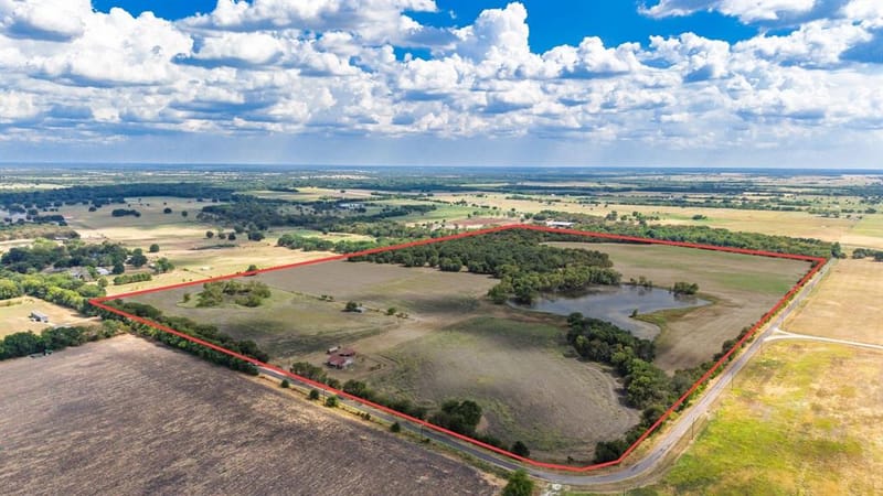 7959 County Road 4823, Wolfe City TX 75496 - Photo 36