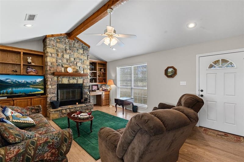 7959 County Road 4823, Wolfe City TX 75496 - Photo 29