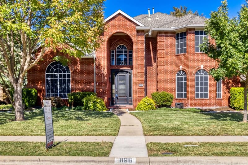 11616 Meridian Drive, Frisco TX 75035 - Photo 2