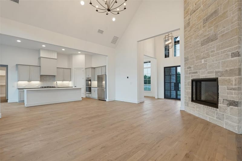 6715 Lakeview Drive, McKinney TX 75071 - Photo 8