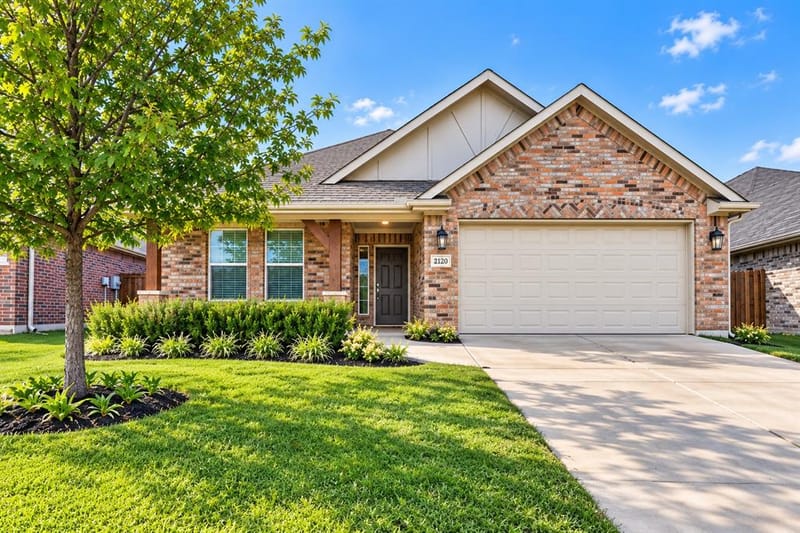 2120 Swenson Ranch Trail, Fort Worth TX 76134