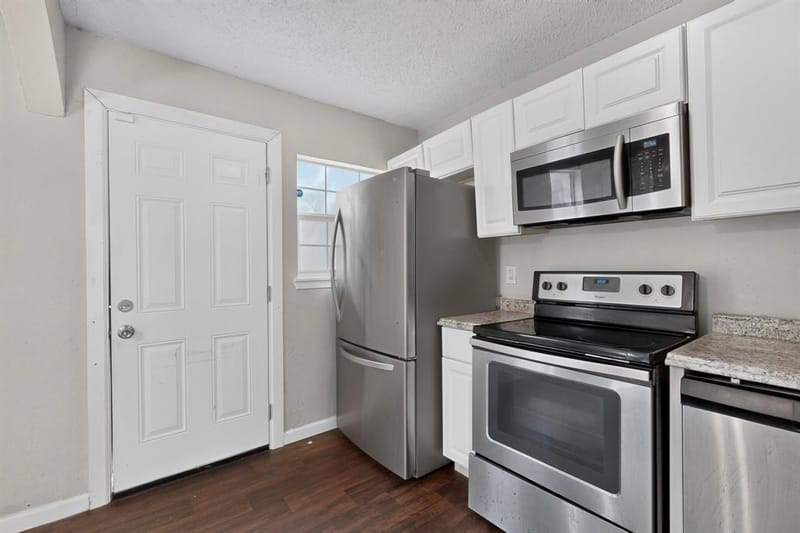4424 Tacoma Street, Dallas TX 75216 - Photo 13