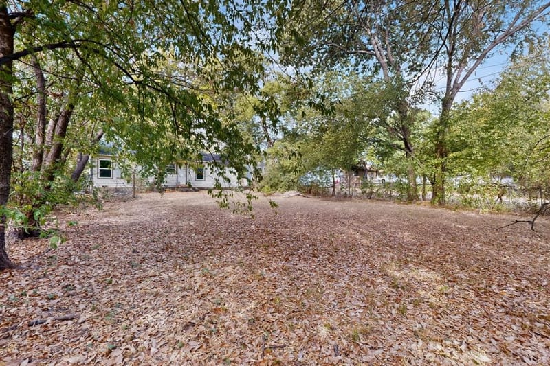 4424 Tacoma Street, Dallas TX 75216 - Photo 31