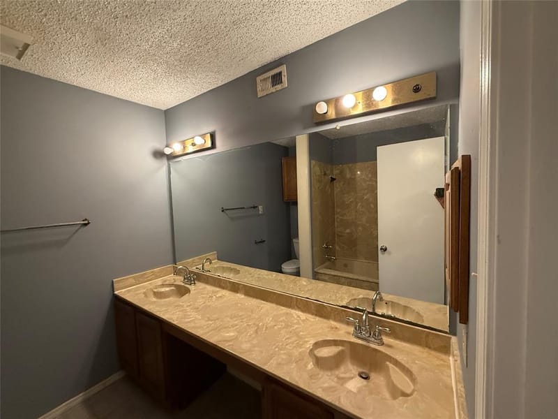 3402 Country Club Drive W # 154, Irving TX 75038 - Photo 18