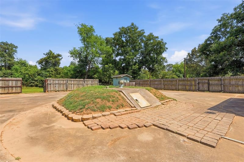 221 County Road 3220, Mount Pleasant TX 75455 - Photo 22