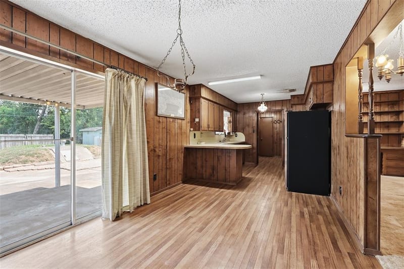 221 County Road 3220, Mount Pleasant TX 75455 - Photo 8