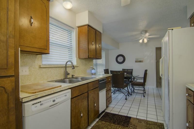 2011 Elmridge Drive, Arlington TX 76012 - Photo 14