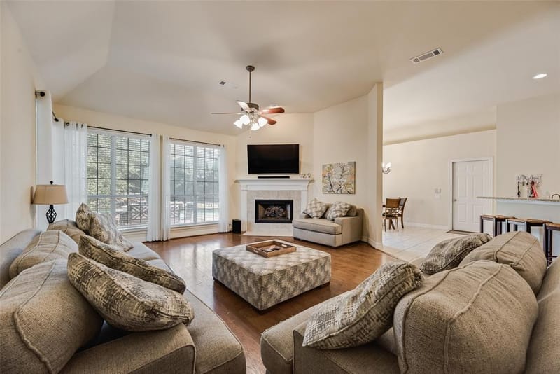 208 Stanford Court, Heath TX 75032 - Photo 7