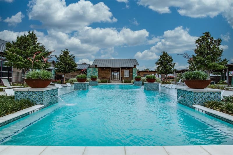 1013 14th Street, Argyle TX 76226 - Photo 2