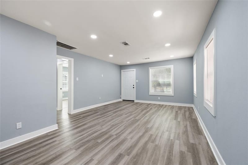 2712 27th Street, Fort Worth TX 76106 - Photo 6