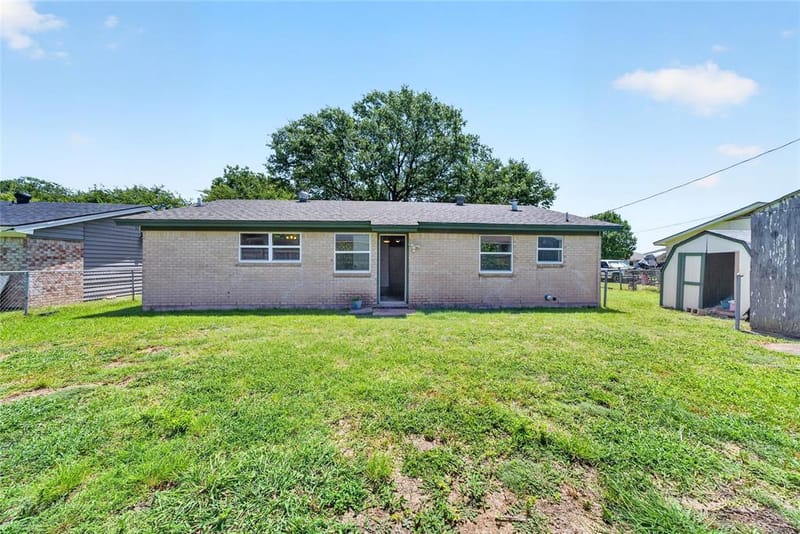 2461 Lisa Street, Grand Prairie TX 75051 - Photo 17