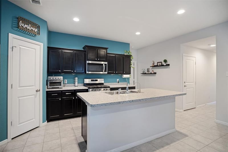 16537 White Fish Lane, Justin TX 76247 - Photo 7