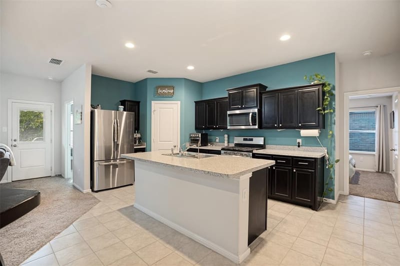 16537 White Fish Lane, Justin TX 76247 - Photo 5