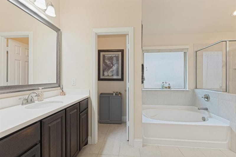 210 Ovaletta Drive, Justin TX 76247 - Photo 17
