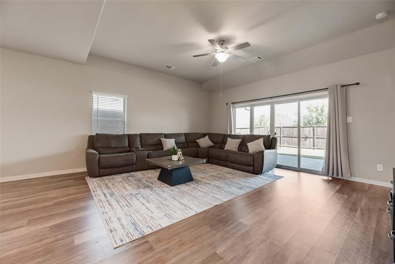 285 Sunshine Lane, Lavon TX 75166 - Photo 6