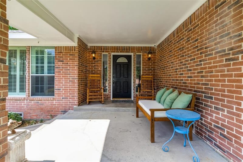 9005 Lanshire Drive, Dallas TX 75238 - Photo 3